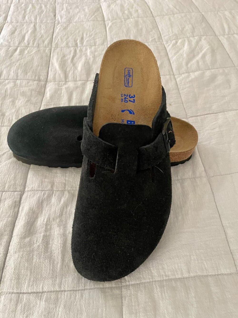 NWOT Women's Black Suede Birkenstock Bostons - Narrow Fit - Picture 2 of 7